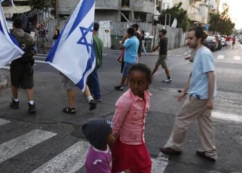 Calcalist: Israel is second in poverty rate in the OECD | economy