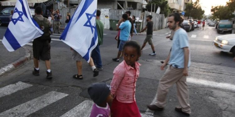 Calcalist: Israel is second in poverty rate in the OECD | economy