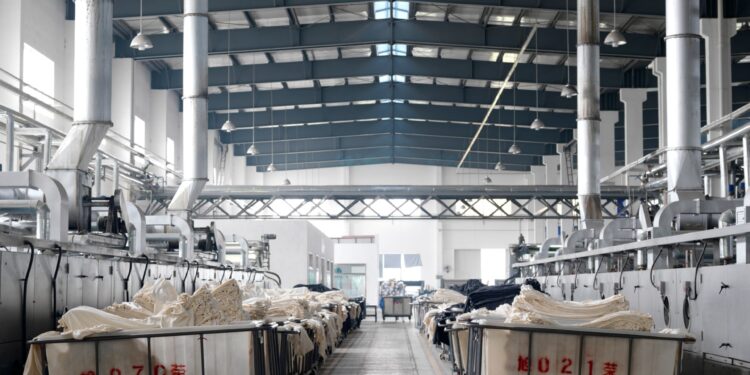 Chinese factories face difficult choices with Trump’s tariffs economy