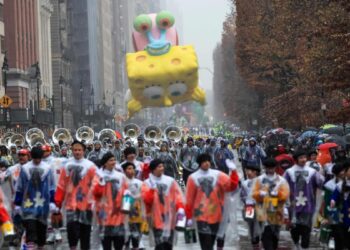 IN PICTURES | Americans celebrate Thanksgiving