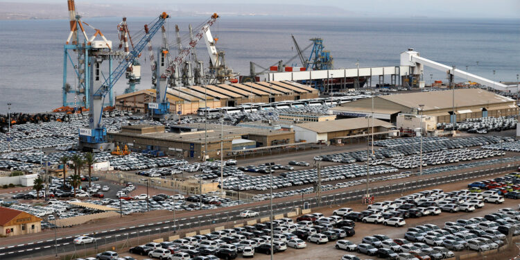 Calcalast: paralysis and chaos in Israel’s ports hitting the car market in the country economy