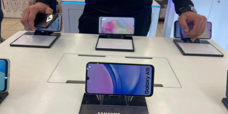 Controversy over the “Telefifi” application and confusion in the mobile phone market in Egypt | economy