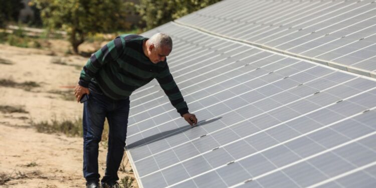 Egypt turns to solar energy with rising gas prices economy