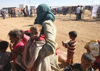 Families without a breadwinner .. Syrian women in the face of the effects of war economy