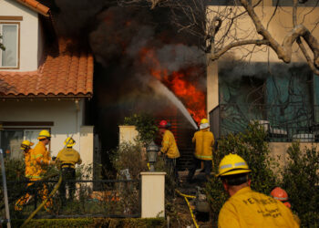 Los Angeles | The main fires are still raging