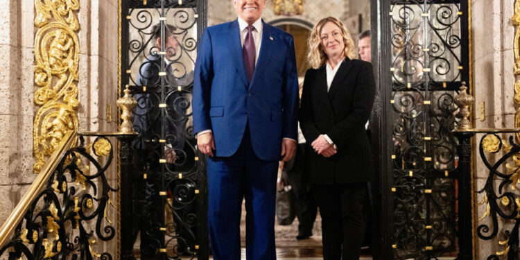 Mar-a-Lago | Meloni received by Trump in Florida