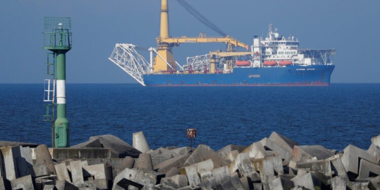 Oil exceeds $80 as America escalates its sanctions on Russia Economy News