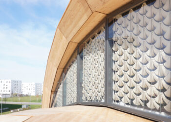 Self-adjusting shading system mimics pine cones for energy-independent weather response