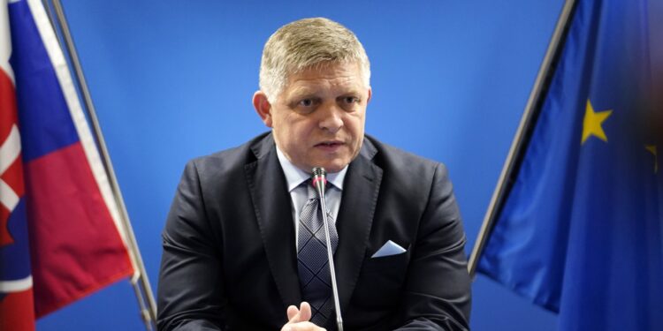 Slovakia threatens to cut off electricity supplies to Ukraine after stopping the transportation of Russian gas Economy News