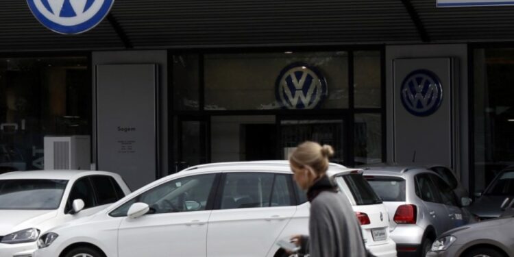 The environmental compliance crisis haunts European car companies economy