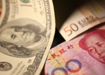 Trump trade weakens Chinese renminbi amid mounting fears economy