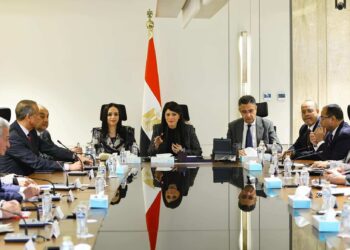 Egypt raises the minimum wages for private sector to $ 140 economy