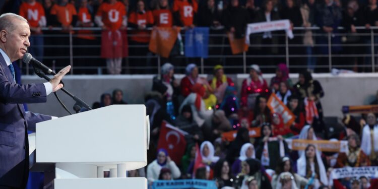 Erdogan announces an initiative to employ youth and enhance the labor market economy