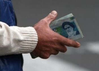 The Iranian riyal is at the lowest level with an escalation of tension with America economy