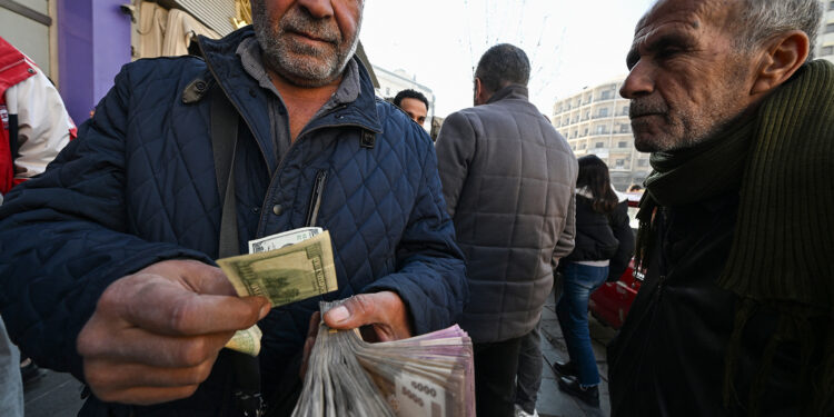 The trade sector in Syria suffers amid the imprisonment of liquidity and competitive goods economy