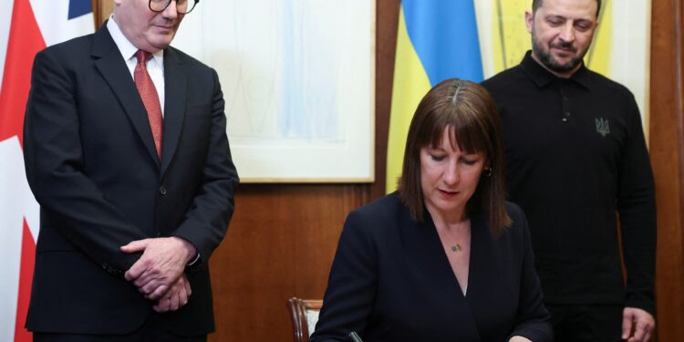 Britain lends Ukraine 3 billion dollars and Norway seeks to increase support Economy news