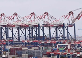 Canada’s economy stumbles in February amid the escalation of customs duties threats economy