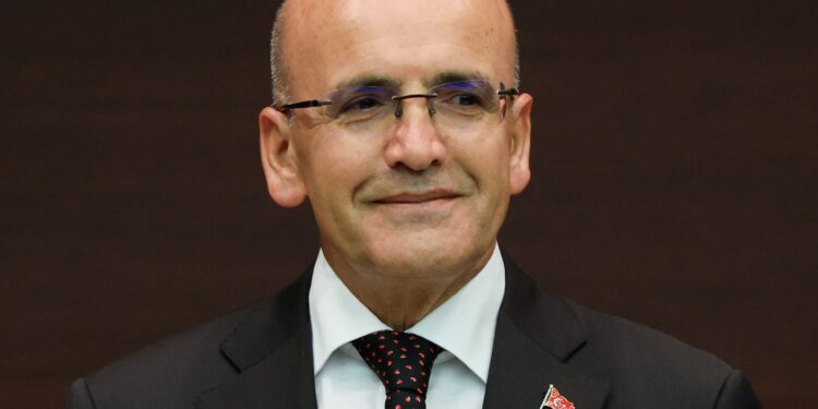 The Minister of Finance of Türkiye and the Central Governor communicates with international investors to reassure the markets economy