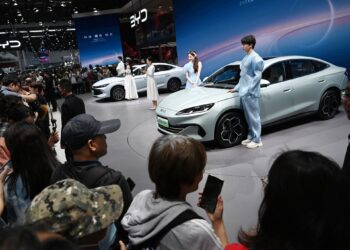 Weak global number .. China sells 11.3 million electric cars in 2024 | economy