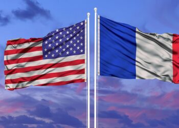 Why did the French boycott the American products increased? How did Tweeters comment? | economy