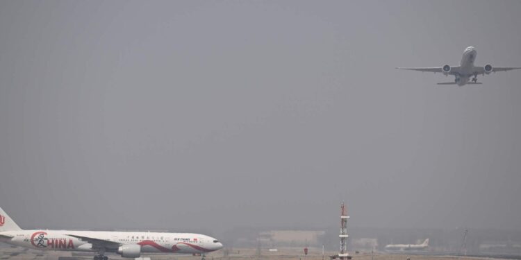 China orders airlines to suspend US Boeing aircraft economy