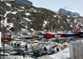 Climate and external monopoly .. The dark side of the marine fishing sector in Greenland economy