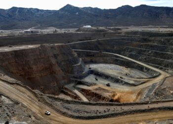 Financial Times: Trump plans to store the Pacific Ocean minerals to face China economy