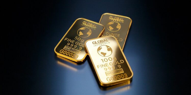 Gold decreases with declining trade tensions and the rise of the dollar economy