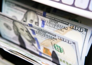Intensive sale of promising market bonds due to Trump fees economy