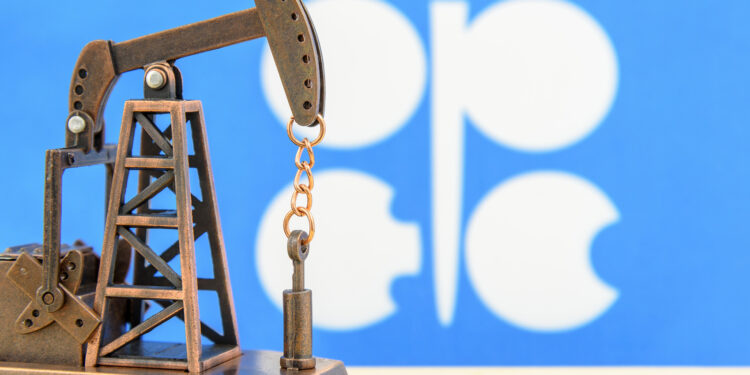 OPEC Plus accelerates the plan to gradually raise oil production and prices are declining economy