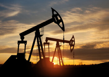 Oil is declining and recorded the largest monthly decline since 2021 | economy