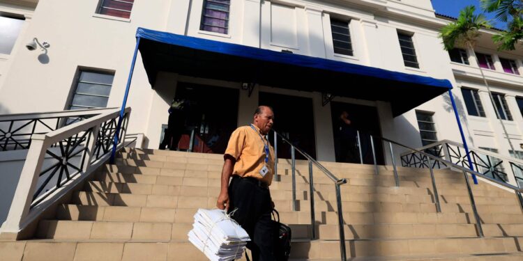 Panama documents .. When safe tax havens turned into hell economy