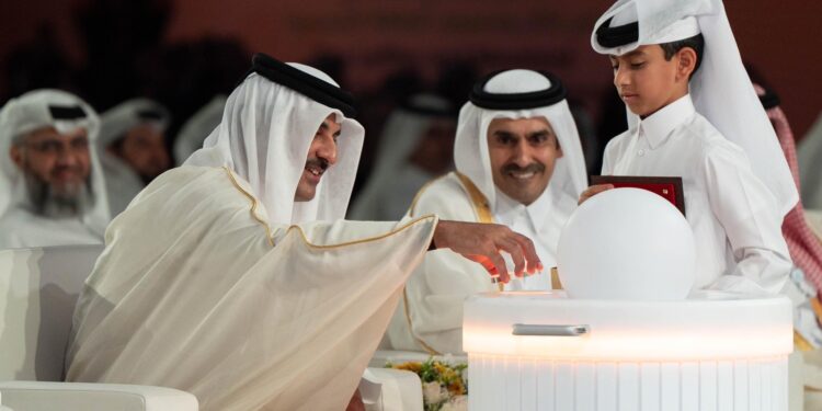 Qatar inaugurates the two heads of Luvan and Mieed Solar Energy economy