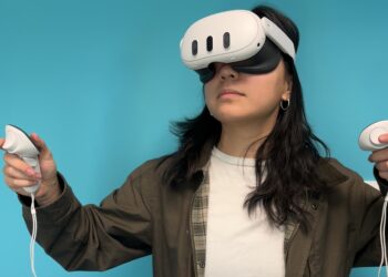 Simulations VR and API help users practice stress management in realistic scenarios