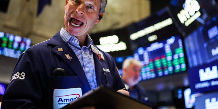 Strong gains for American stocks, a disturbed weekend due to the trade war economy