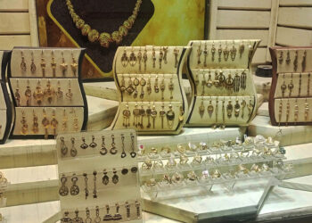 The Egyptians are heading to gold to protect their erosion savings economy