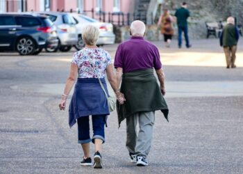 The long -term study connects chronic living conditions in the highest risk and cancer mortality and mortality
