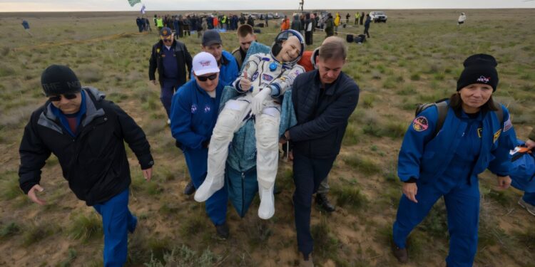 The oldest NASA active astronaut returns to Earth the 70th anniversary