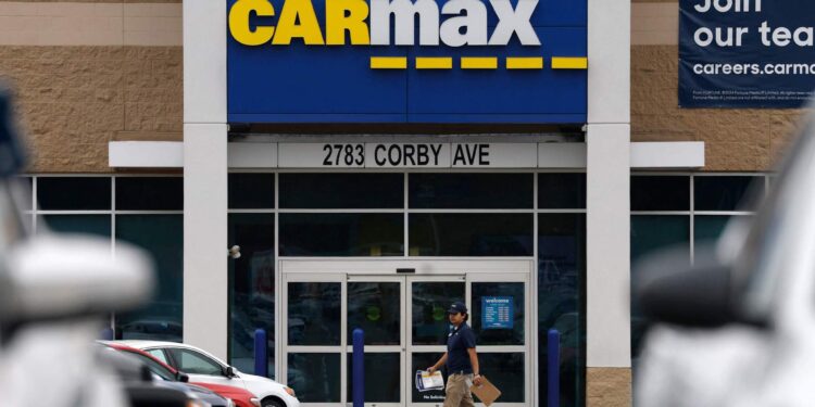 Trump fee raises chaos in the American auto market economy