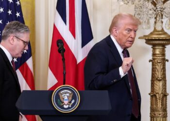 Financial Times: Trump’s financial decisions threaten the collapse of the global economic system economy