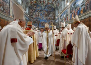Financial chaos in the Vatican waiting for the new Pope economy