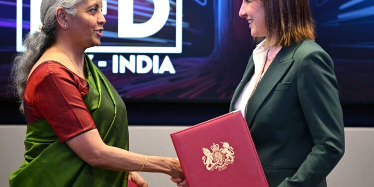 Historical trade agreement between Britain and India economy