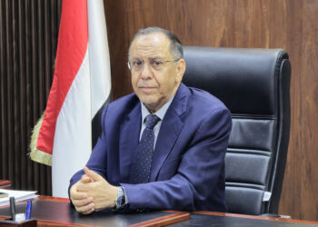 In an interview with Al -Jazeera Net .. The Yemeni Minister of Industry warns of an economic catastrophe and accuses the Houthis economy