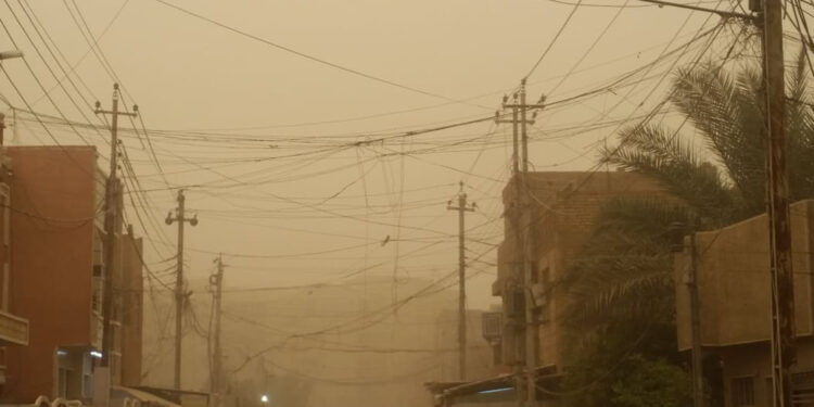 Iraq loses a million dollars per day due to sandstorms economy