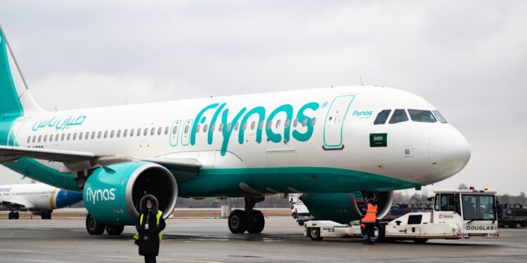 Saudi Airlines is looking to raise $ 1.1 billion from an initial offering economy