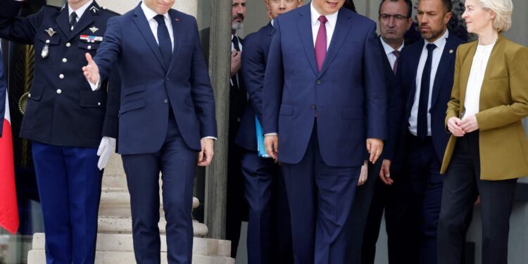 Shi calls on the European Union to join hands against the American unilateral economy