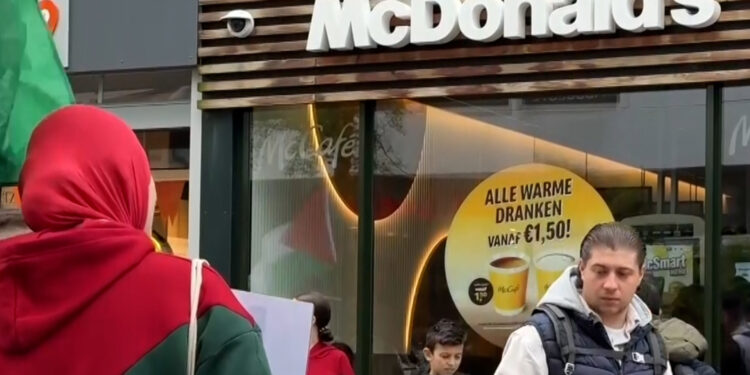 Sudden decrease in McDonald’s global sales economy