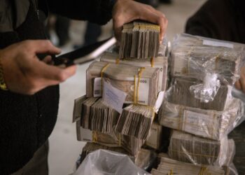 The increase in the exchange rate of the Syrian pound against the dollar today, Thursday economy