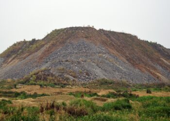 Workers’ disputes lead to the closure of the largest diamond mine in Sierra Leone Economy news