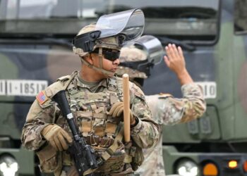 Tensions in Los Angeles | Trump sends hundreds of additional soldiers